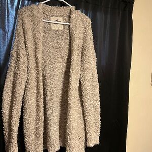 Hollister Cozy Open-Front Fuzzy Cardigan in Light Beige